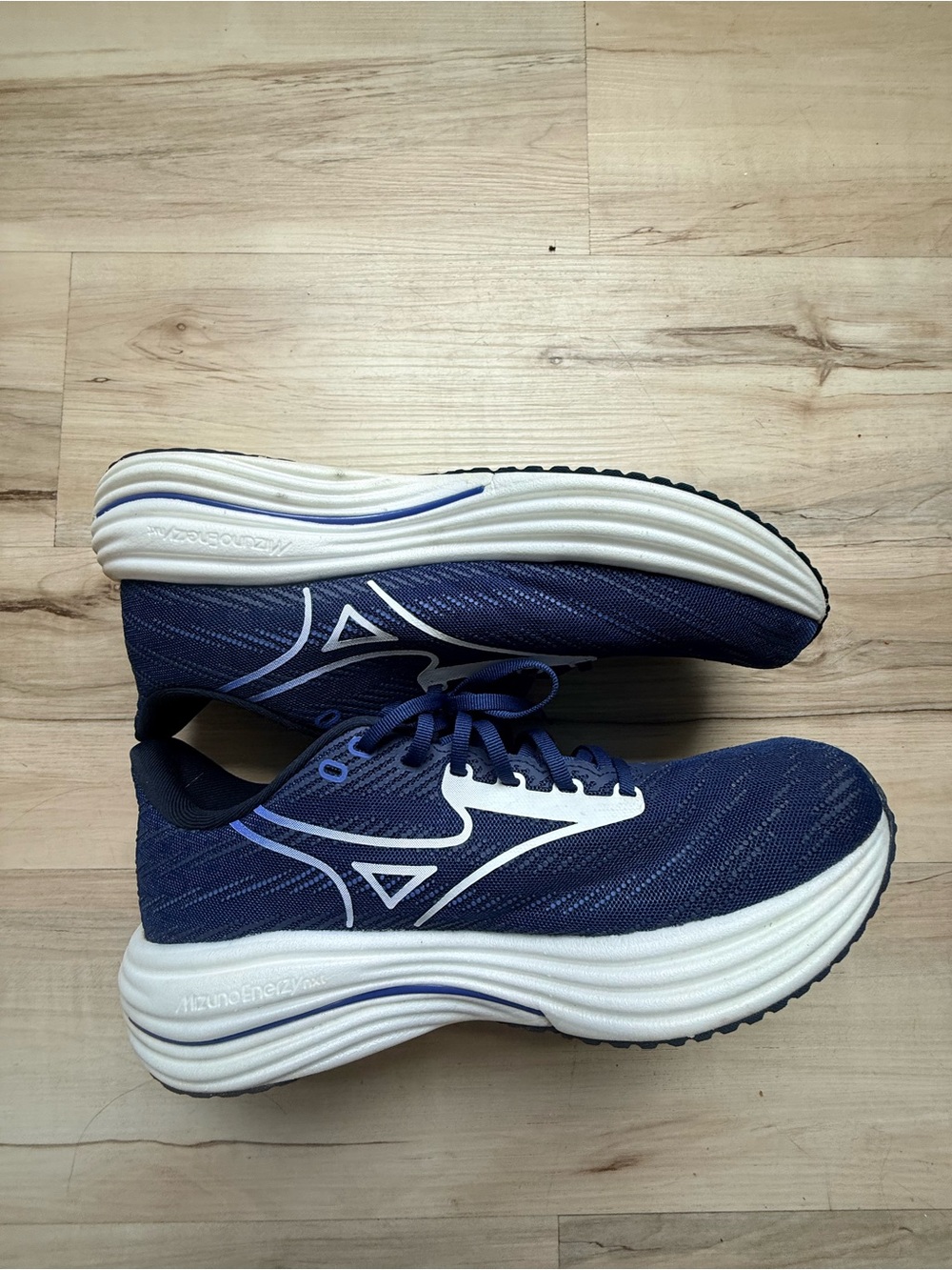 Mizuno Wave Rider 29 navy running shoes men with bright yellow-green midsole - Picture 5 of 10